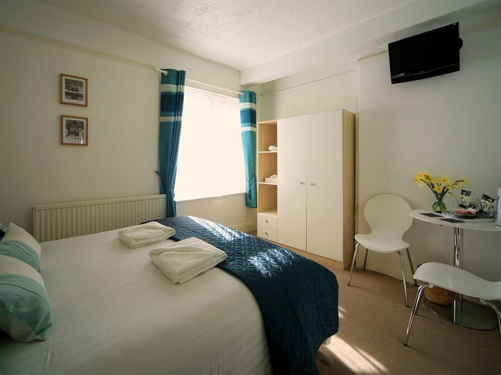 Trentham House Bed & Breakfast Paignton Bagian luar foto